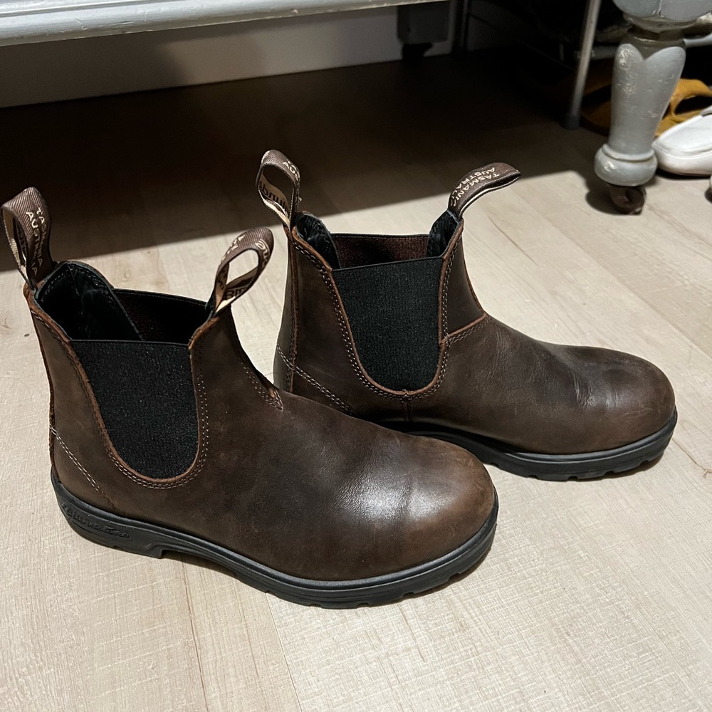 Blundstone brown Chelsea boots (UNISEX 4.5)
